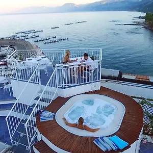 Hotel Bue Marino & Roof Lounge ***